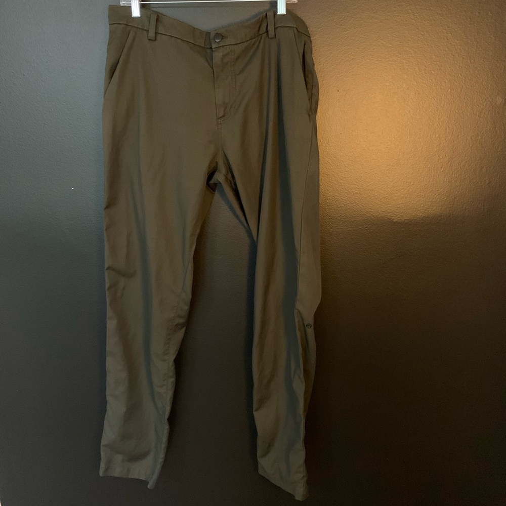 Lululemon forest army green pants size 36